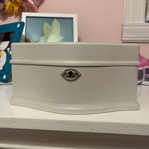 Pottery Barn Kids Abigail Large Jewelry Box